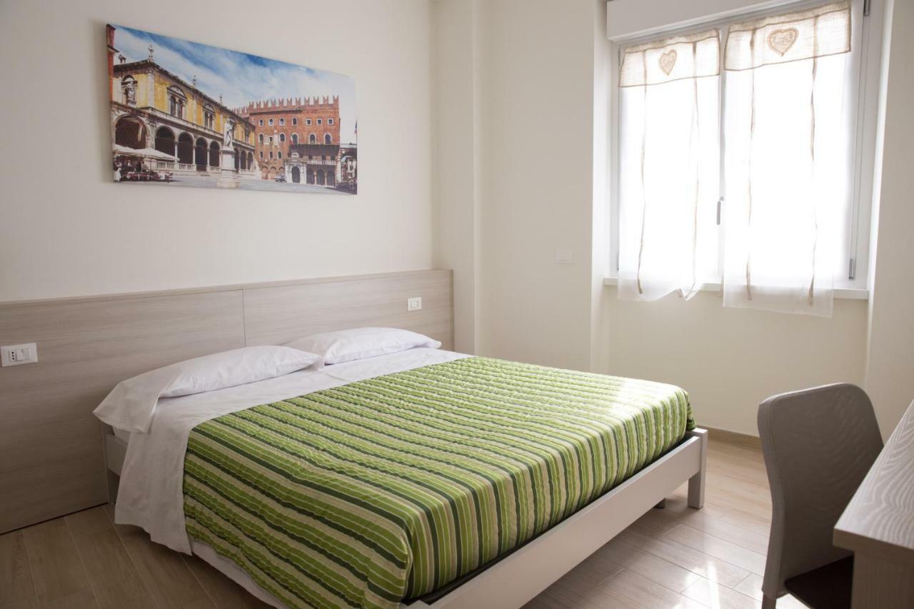 Family Apartment London Verona Exterior photo
